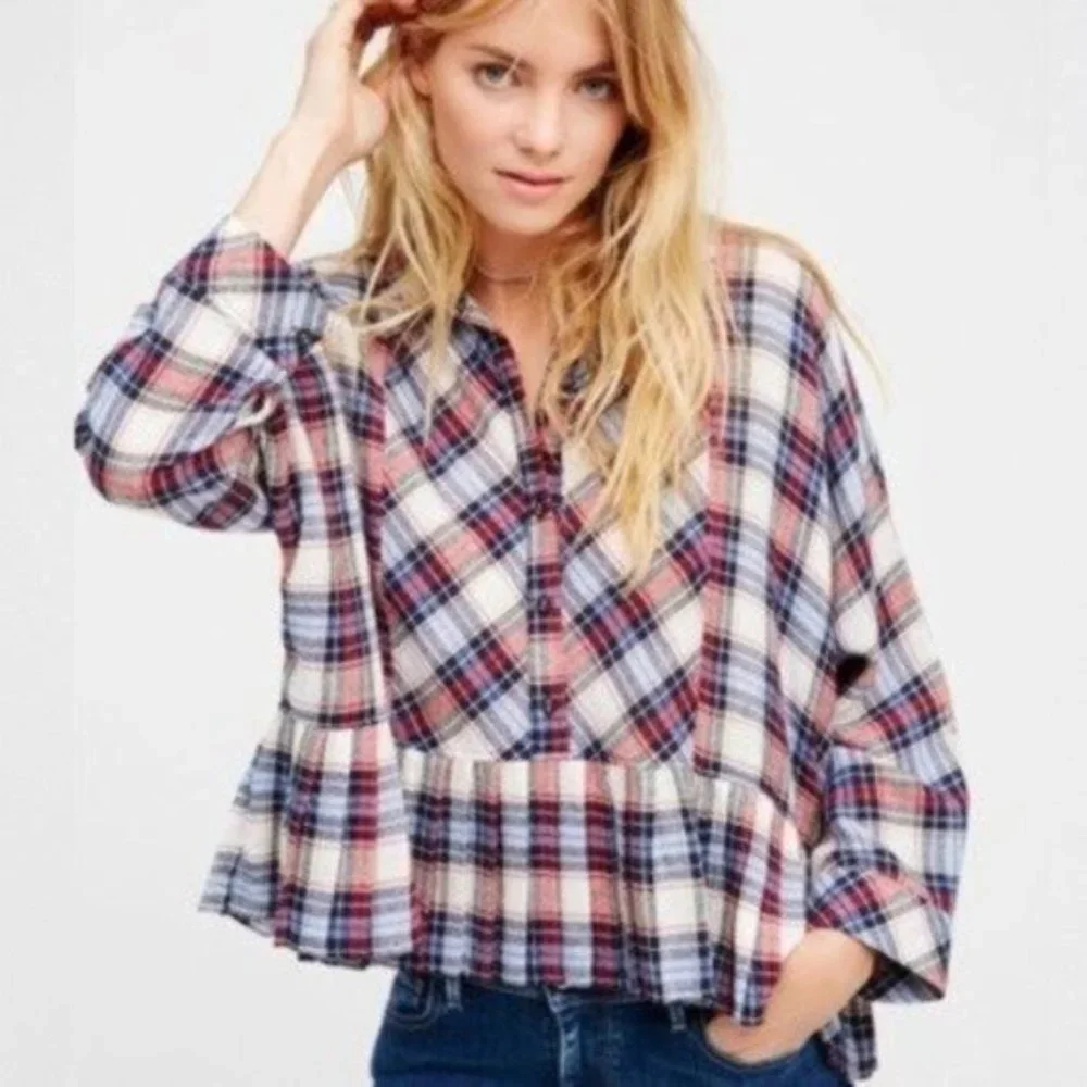Free People ruffled cropped